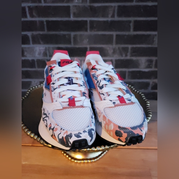 FILA *NWT*NIB* Renno Animal - Picture 8 of 9